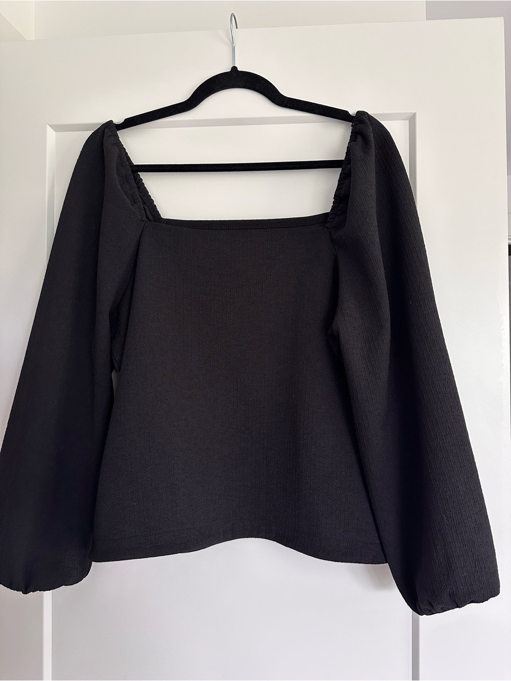 Madewell Crepe Square-Neck Puff-Sleeve Top - Black - Picture 2 of 9